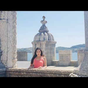 Meet your Posher, Crystal